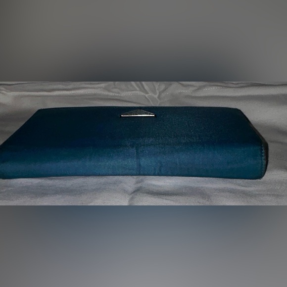 🔥SALE! PRADA Tessuto Vintage Nylon Leather
Long Wallet .  Vintage and Authentic - Picture 4 of 10